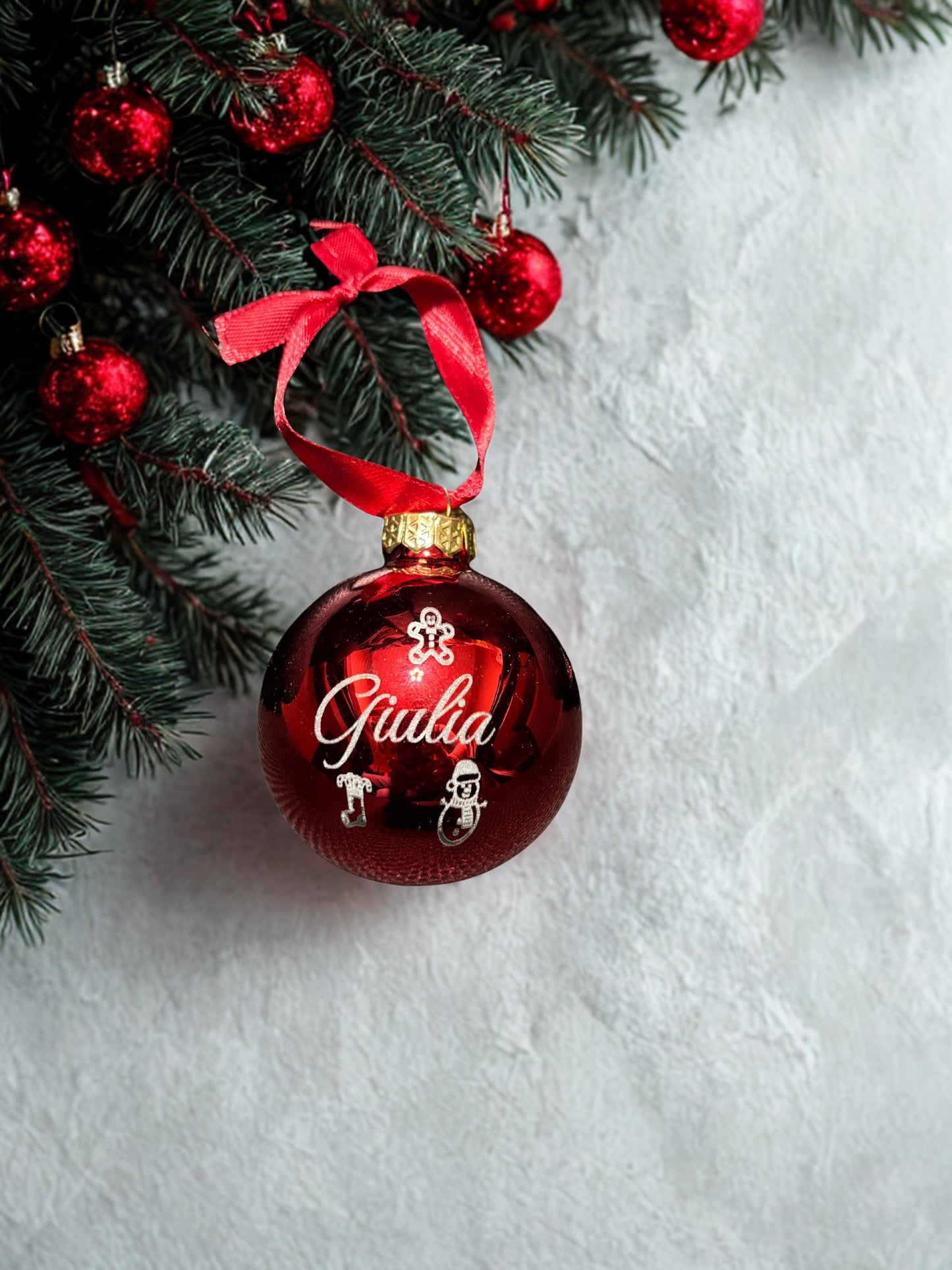 Boule de Noël en verre gravée