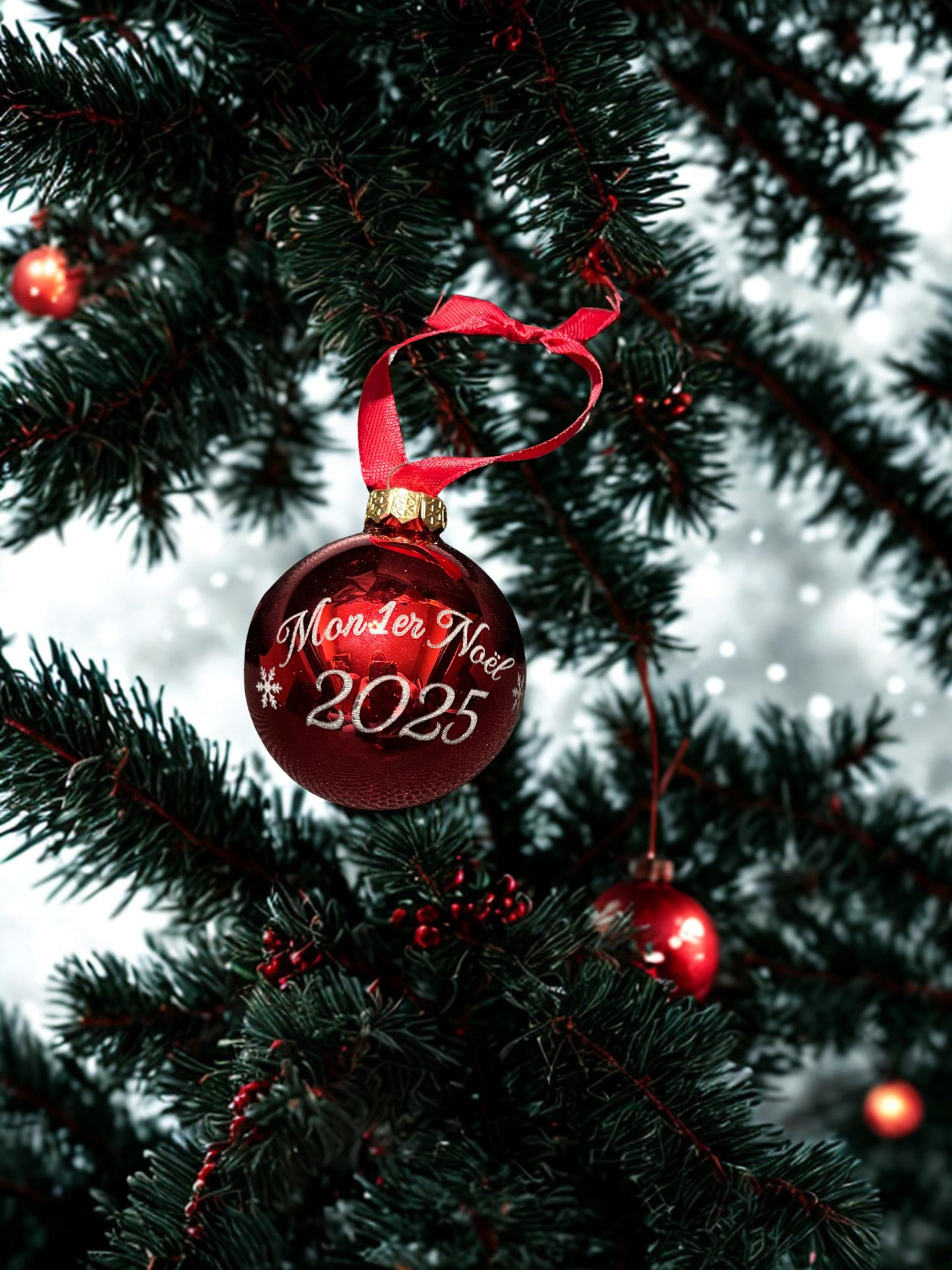 Boule de Noël en verre gravée