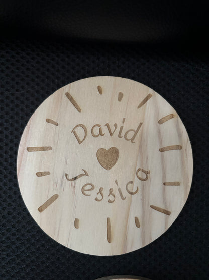 Dessous de verre en bois gravé personnalisable – Cadeau artisanal & naturel